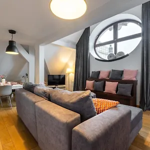 apartementy-plac-solny-20.hotelswroclaw.com/